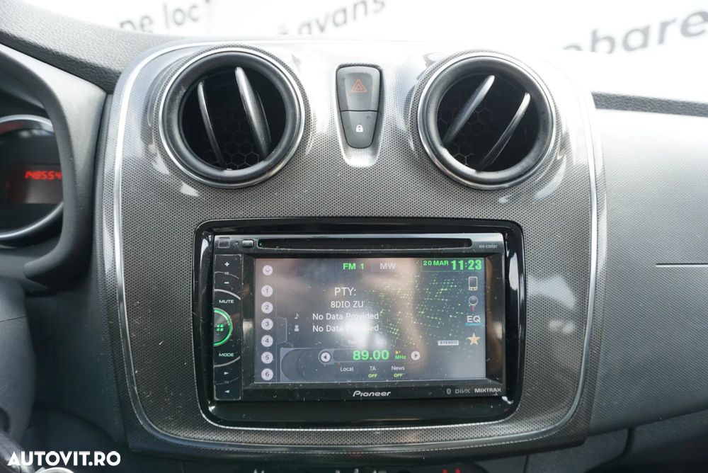 Dacia Sandero 0.9 90CP Stepway - 13