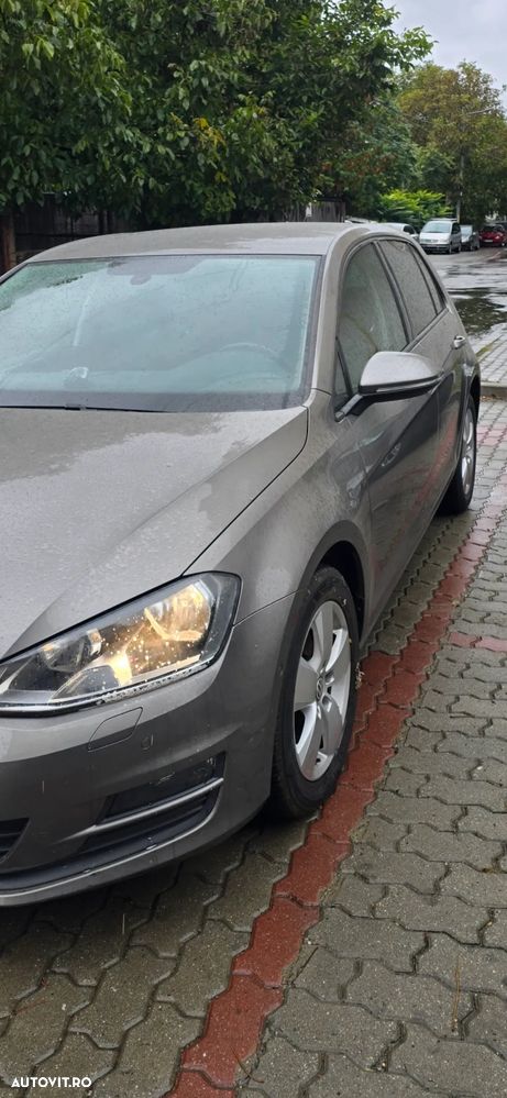 Volkswagen Golf - 4
