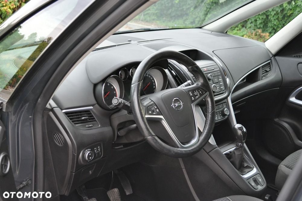 Opel Zafira Tourer 1.4 Turbo drive - 17