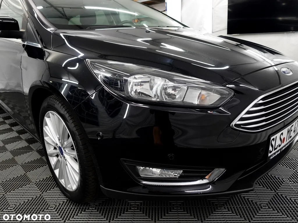 Ford Focus 1.5 EcoBoost Titanium - 23