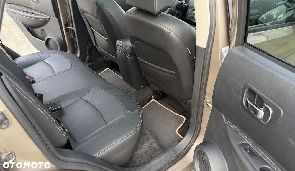 Nissan Qashqai 2.0 dCi Tekna - 16