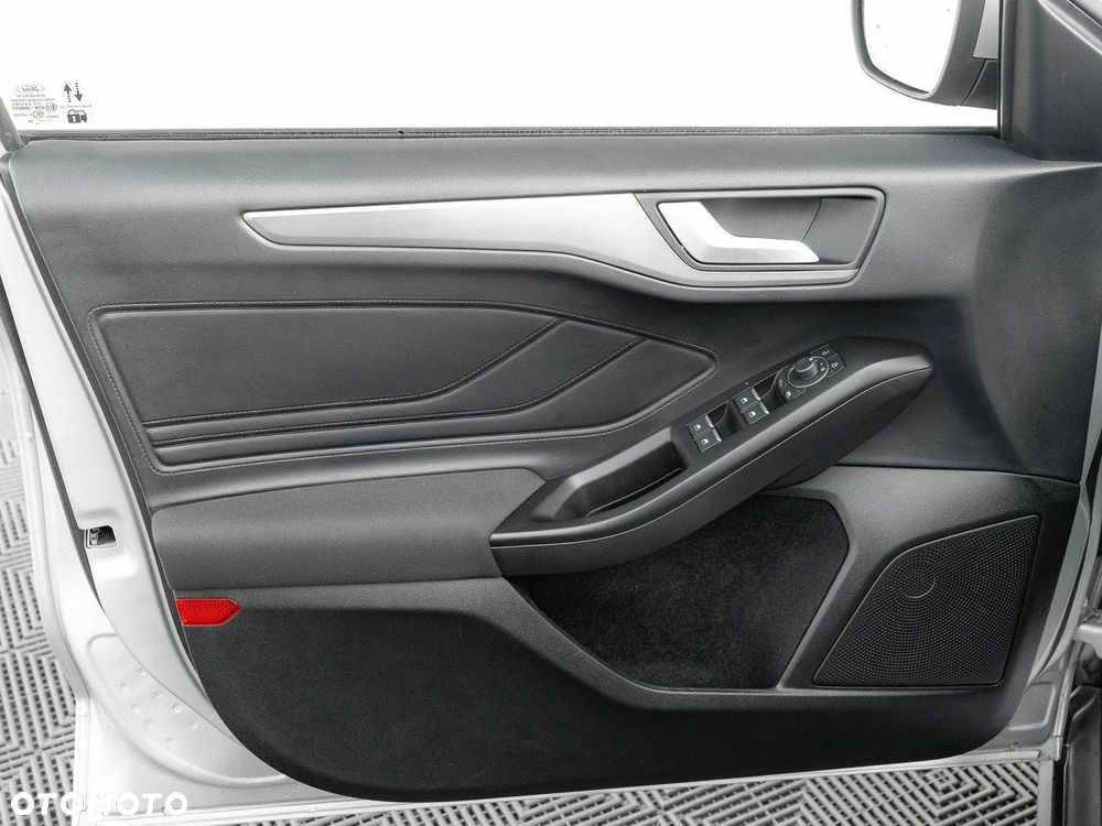 Ford Focus - 13