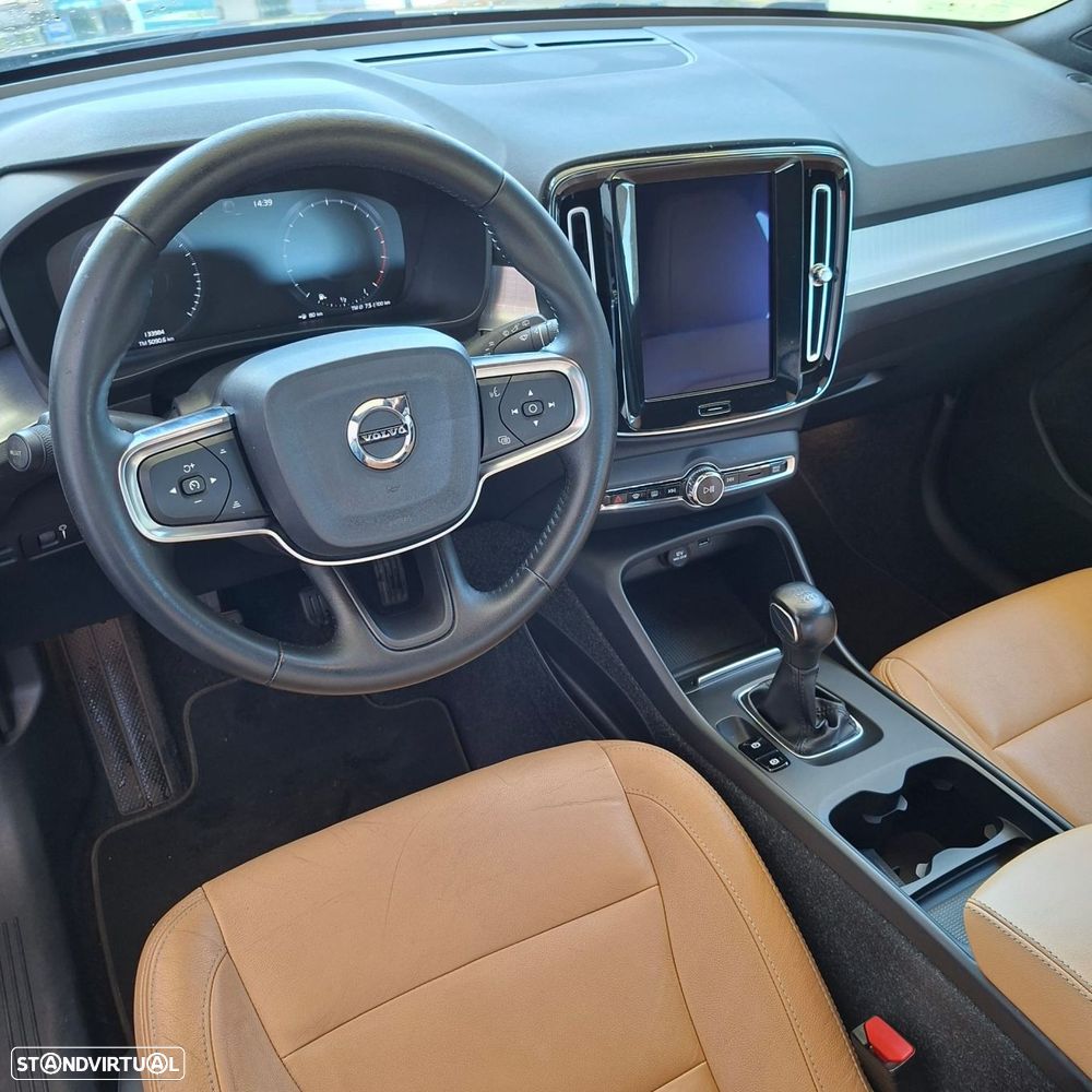 Volvo XC 40 1.5 T3 Momentum - 10