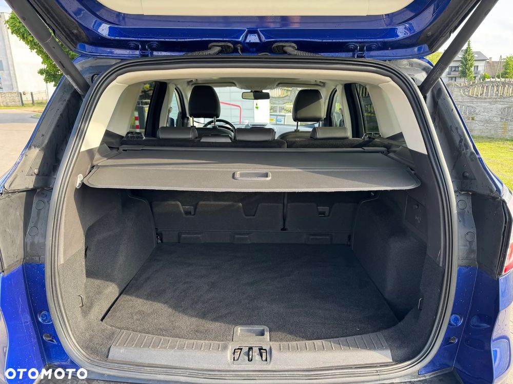 Ford Kuga 1.5 EcoBoost 2x4 Titanium - 8