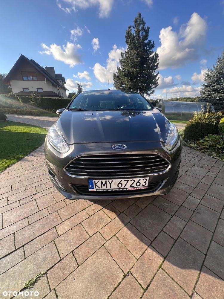 Ford Fiesta - 2