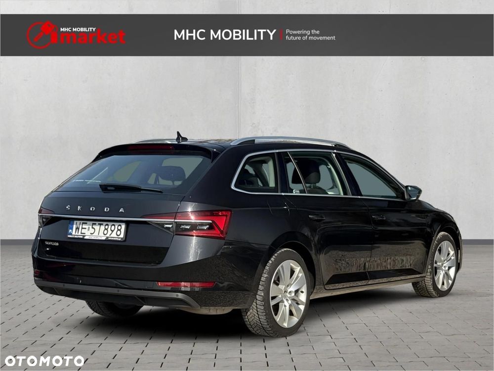 Skoda Superb 2.0 TSI Ambition DSG - 5