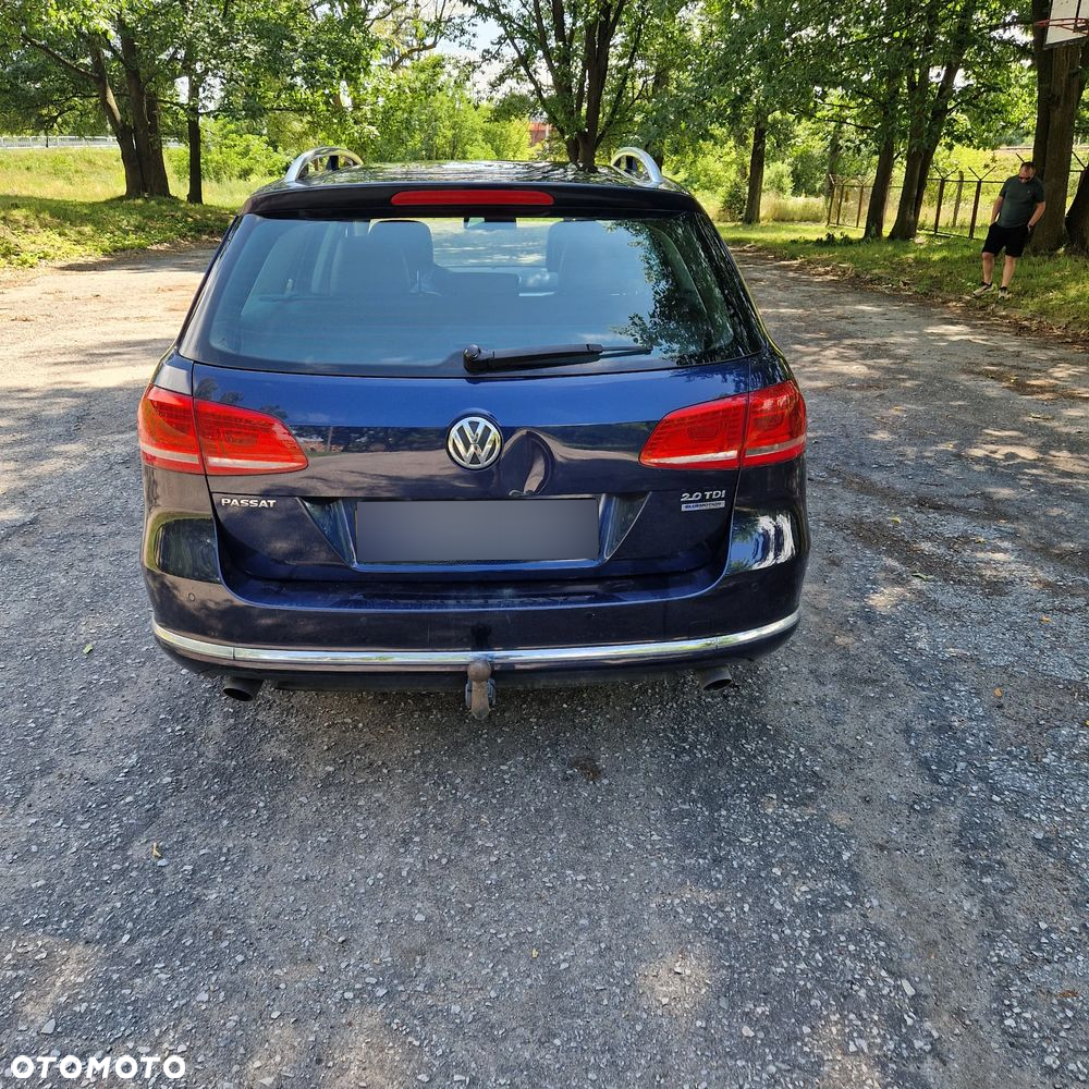 Volkswagen Passat 2.0 TDI 4Mot Highline DSG - 6