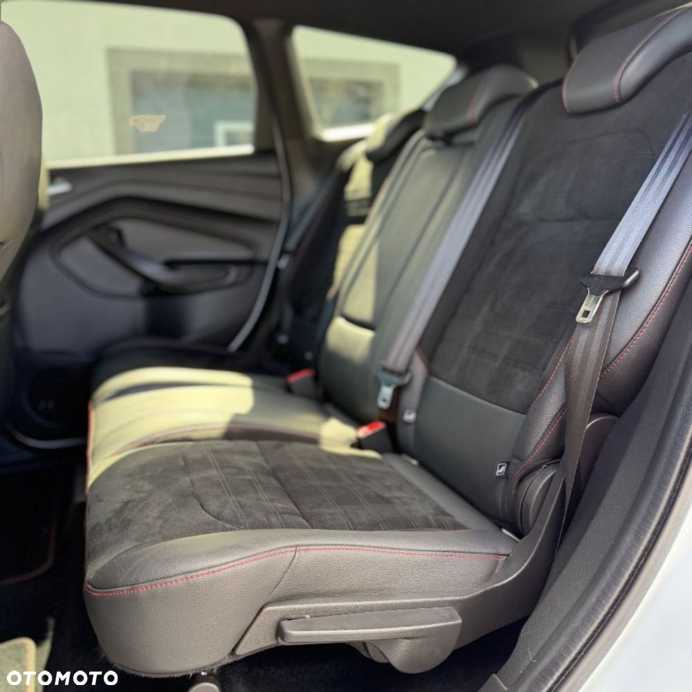 Ford Kuga - 18