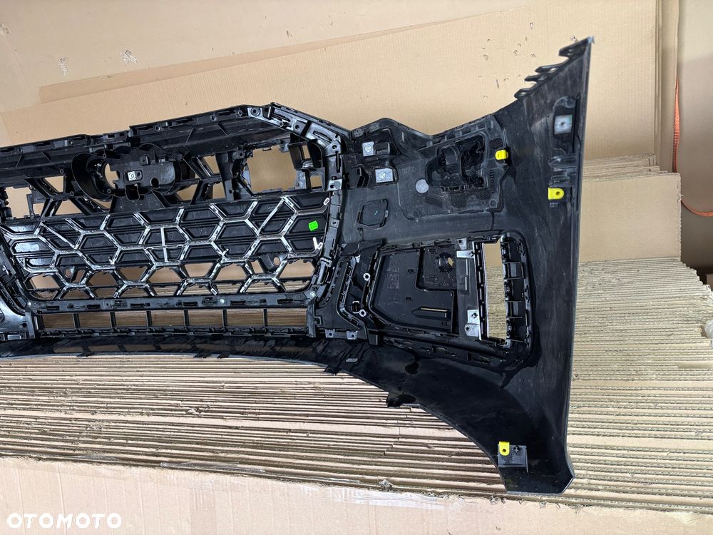 Audi A6 C8 4K0 S-Line zderzak przedni - 10