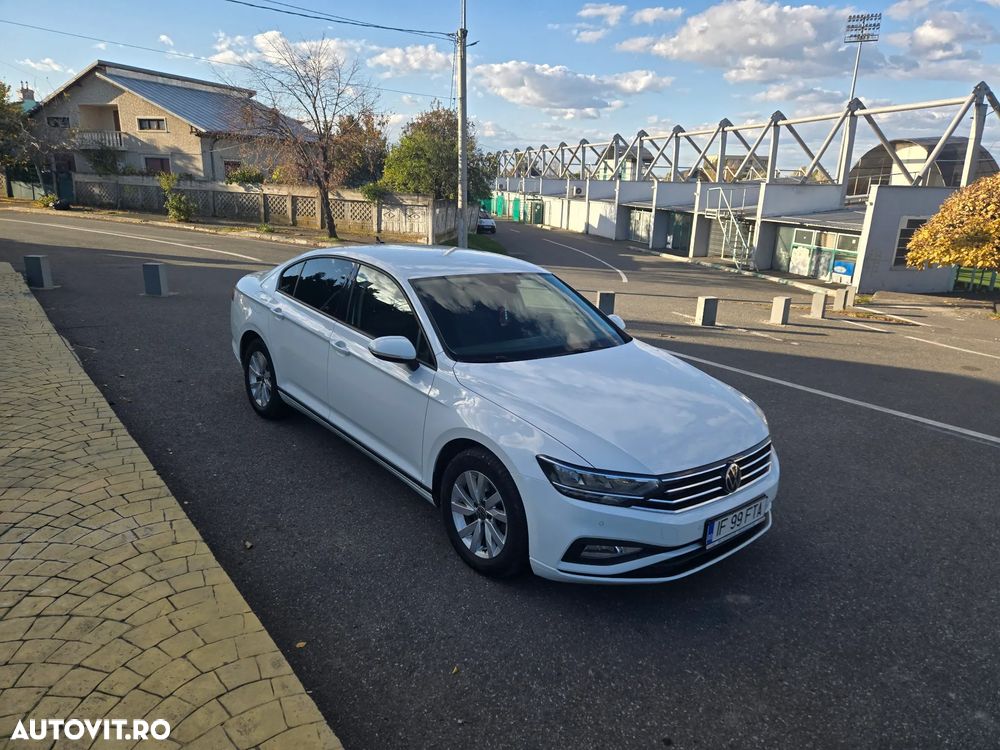 Volkswagen Passat 2.0 TDI DSG Comfortline - 4