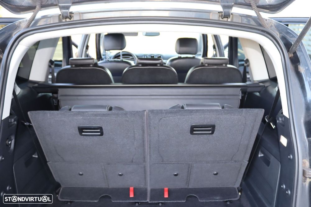 Ford S-Max 1.8 TDCi Titanium 7L - 12