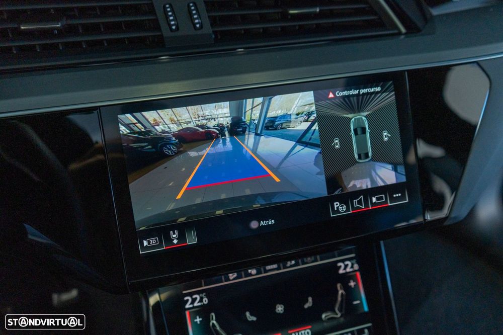 Audi Q8 e-Tron Sportback 55 quattro S line - 10