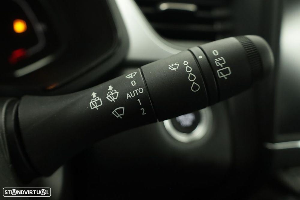 Renault Captur 1.0 TCe Techno Bi-Fuel - 17