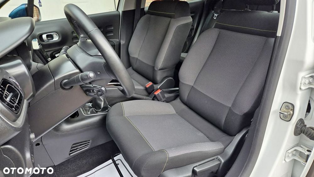Citroën C3 1.2 PureTech Shine - 18