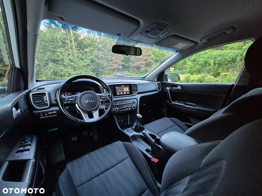 Kia Sportage 1.6 GDI Black Edition 2WD - 27