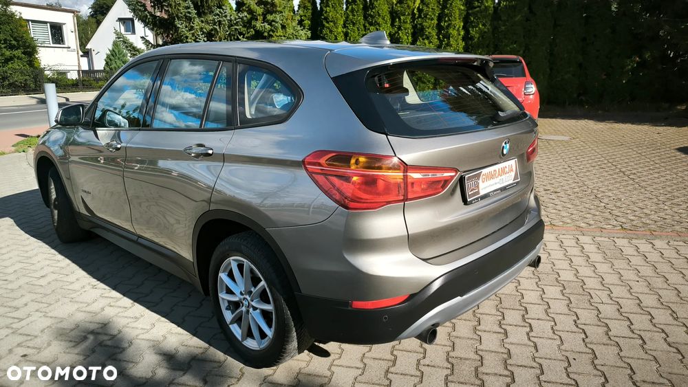 BMW X1 xDrive25d Advantage sport - 3