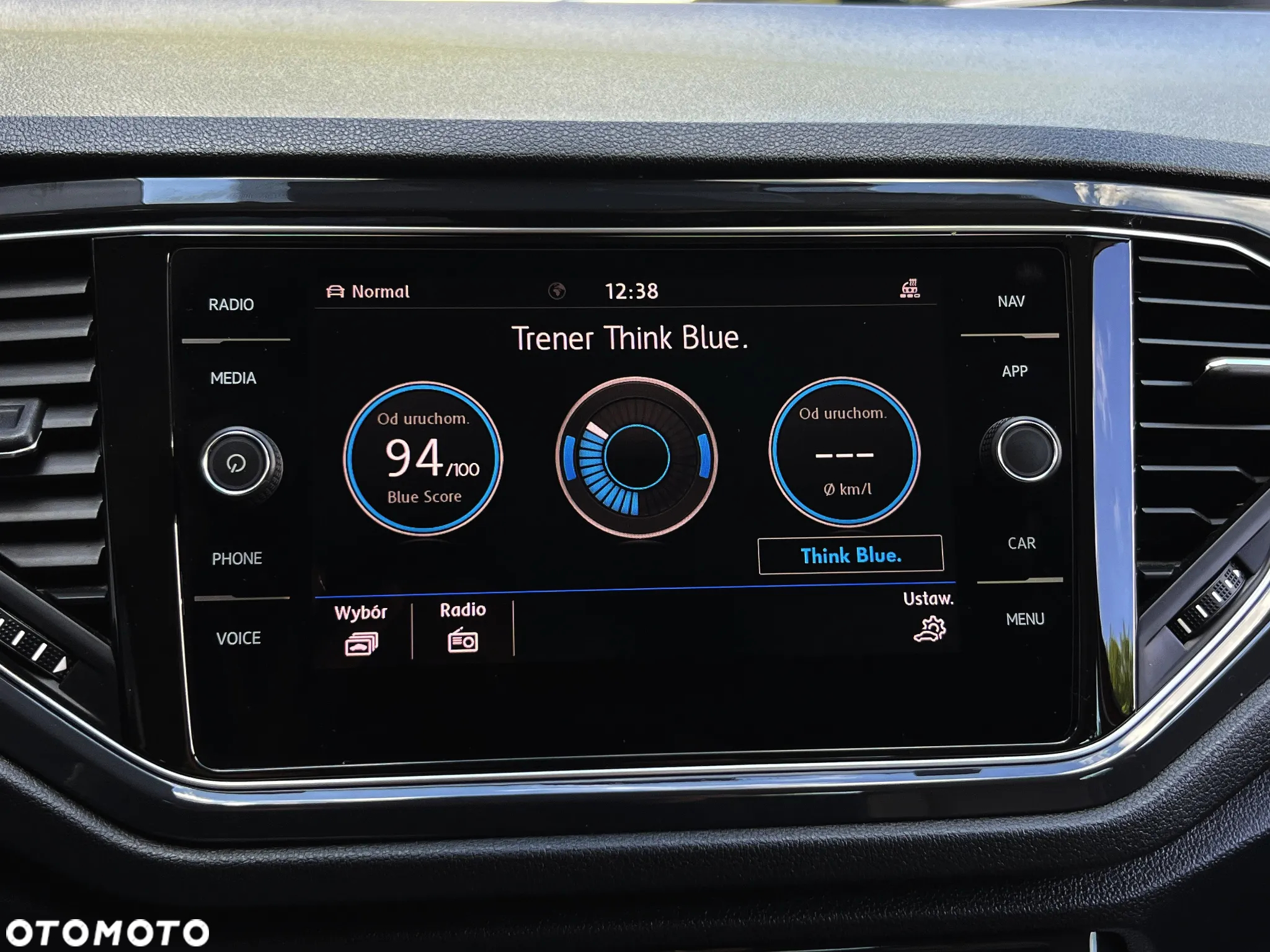 Volkswagen T-Roc 1.5 TSI Style DSG - 27