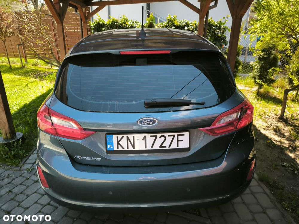 Ford Fiesta 1.0 EcoBoost S&S TITANIUM - 5