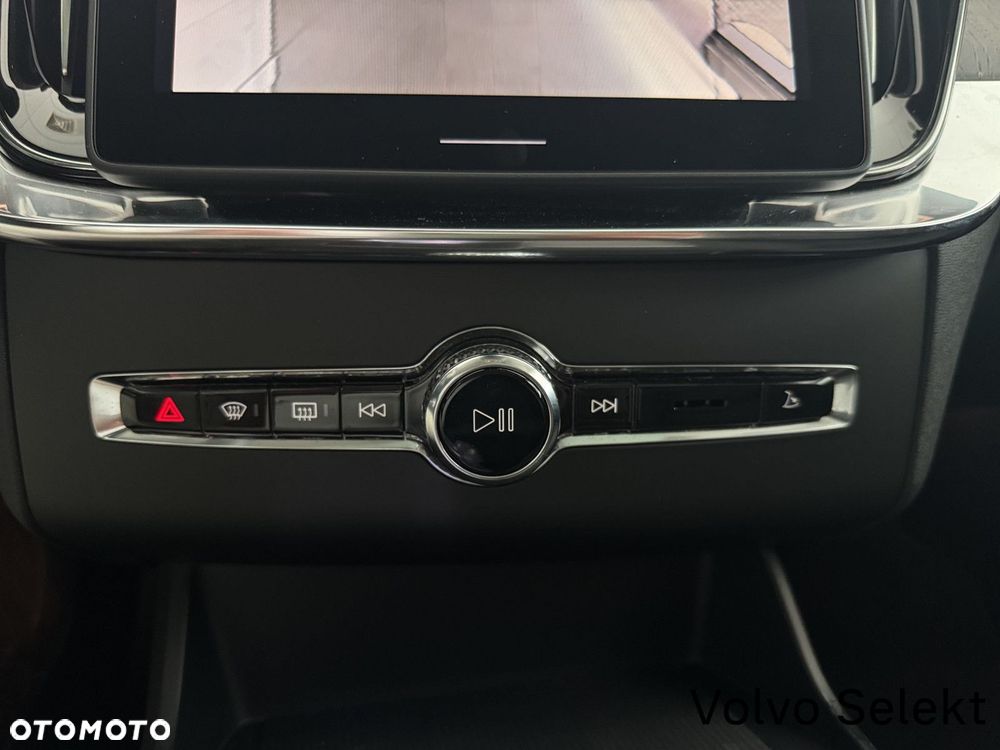 Volvo XC 90 - 21