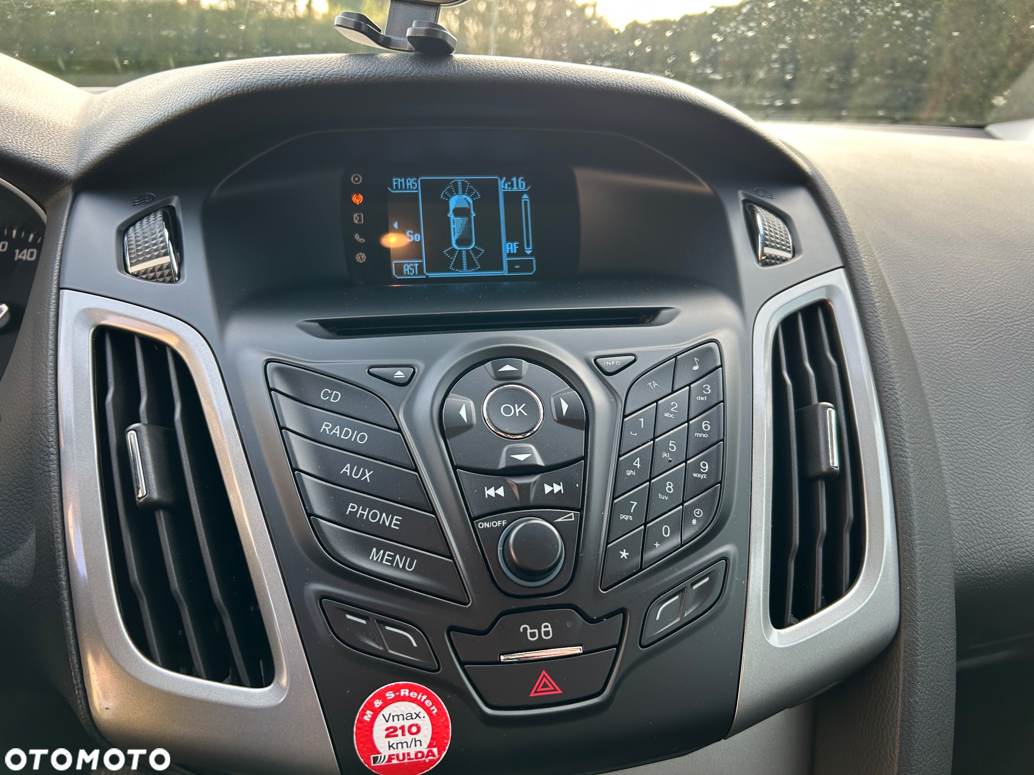 Ford Focus 1.0 EcoBoost Start-Stopp-System Champions Edition - 16