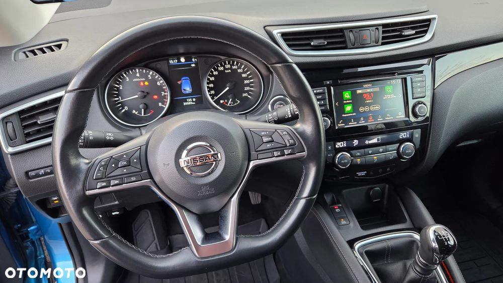 Nissan Qashqai 1.3 DIG-T N-CONNECTA - 16