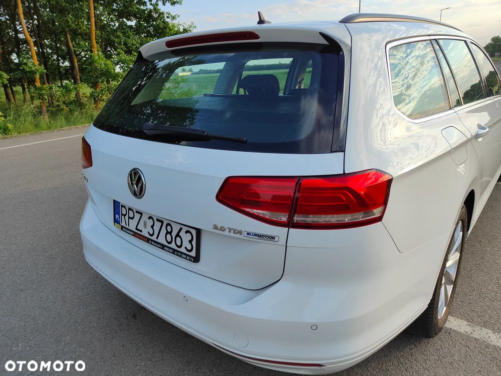 Volkswagen Passat 2.0 TDI BMT Comfortline - 26