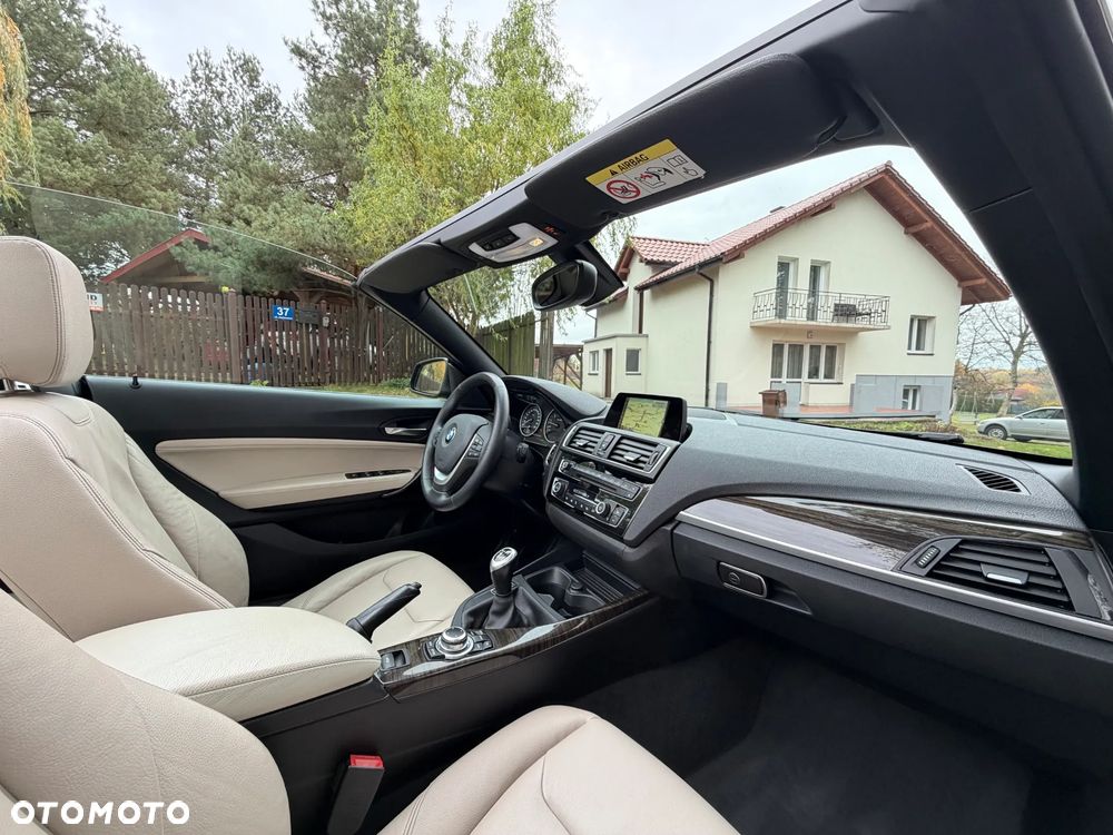 BMW Seria 2 220i Luxury Line - 36