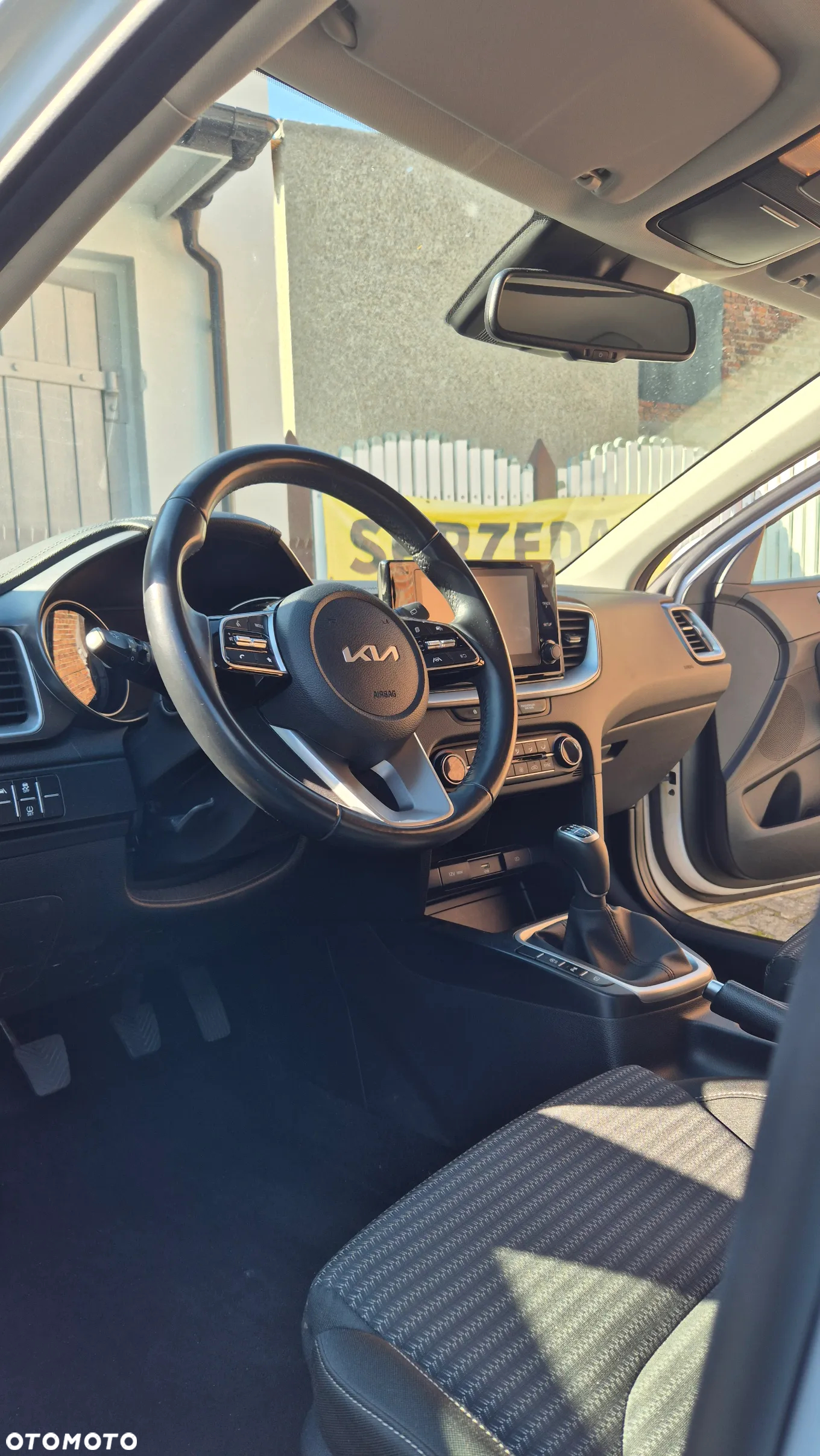 Kia Ceed 1.5 T-GDI M - 25
