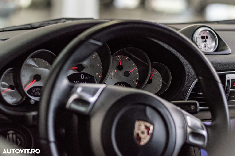 Porsche 911 Carrera S Tiptronic - 4