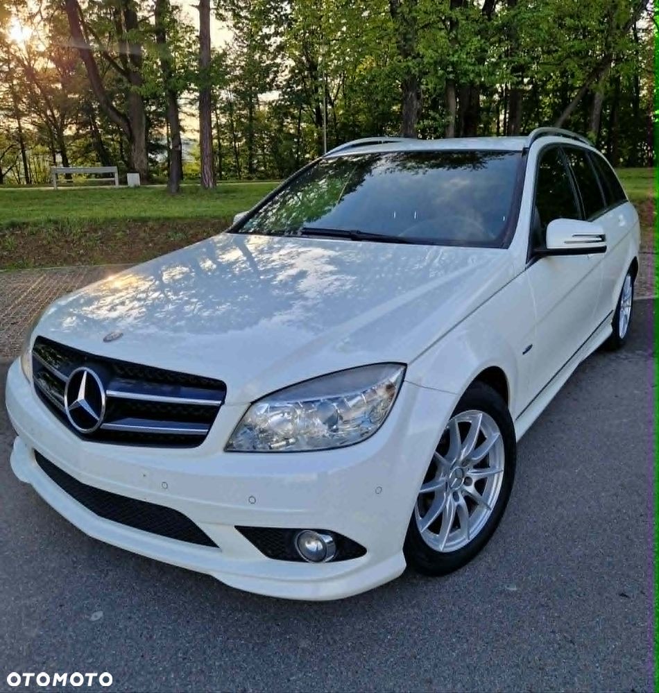 Mercedes-Benz Klasa C 200 7G-TRONIC Avantgarde Edition - 16