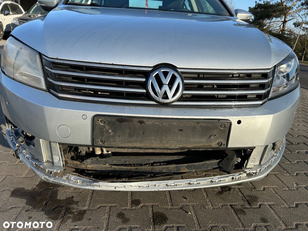 Volkswagen Passat - 24