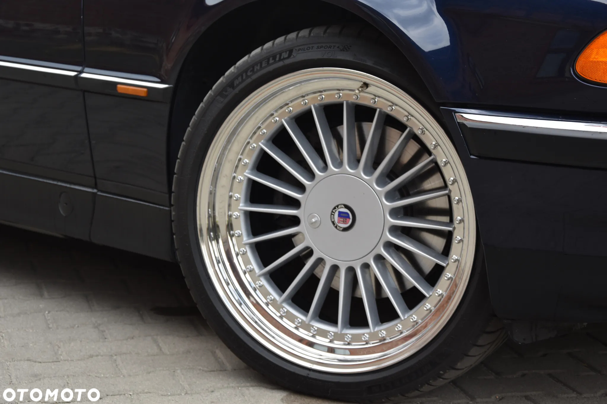 BMW Seria 7 750iL - 17