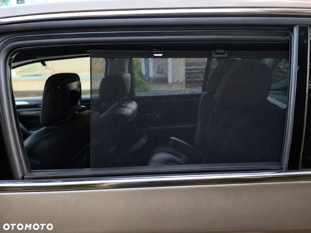 Renault Espace 1.6 dCi Energy Initiale Paris EDC 7os - 26