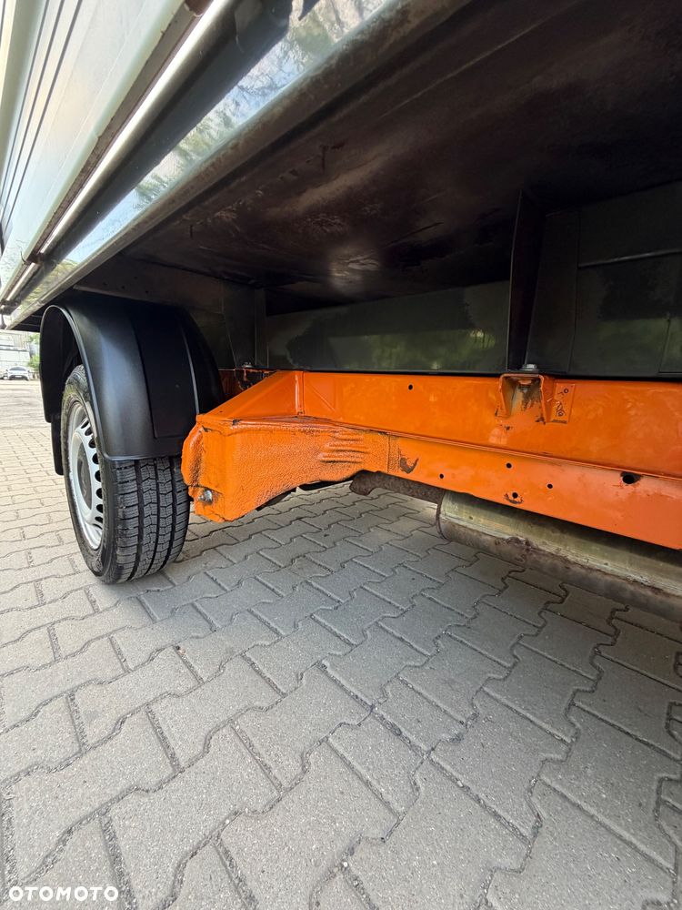 Volkswagen Transporter - 21