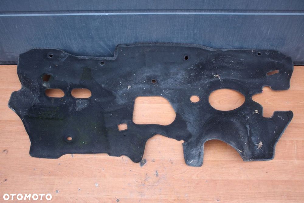 WYGŁUSZENIE WYCISZENIE ŚCIANY GRODZIOWEJ OPEL INSIGNIA A EUROPA