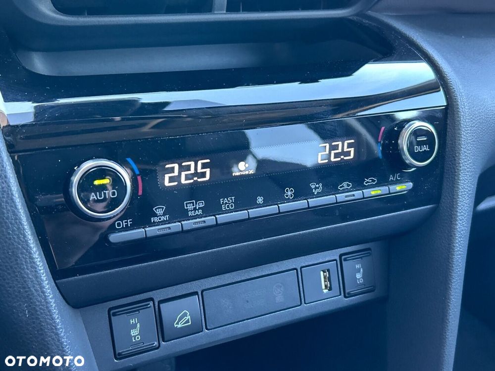 Toyota Yaris Cross - 19