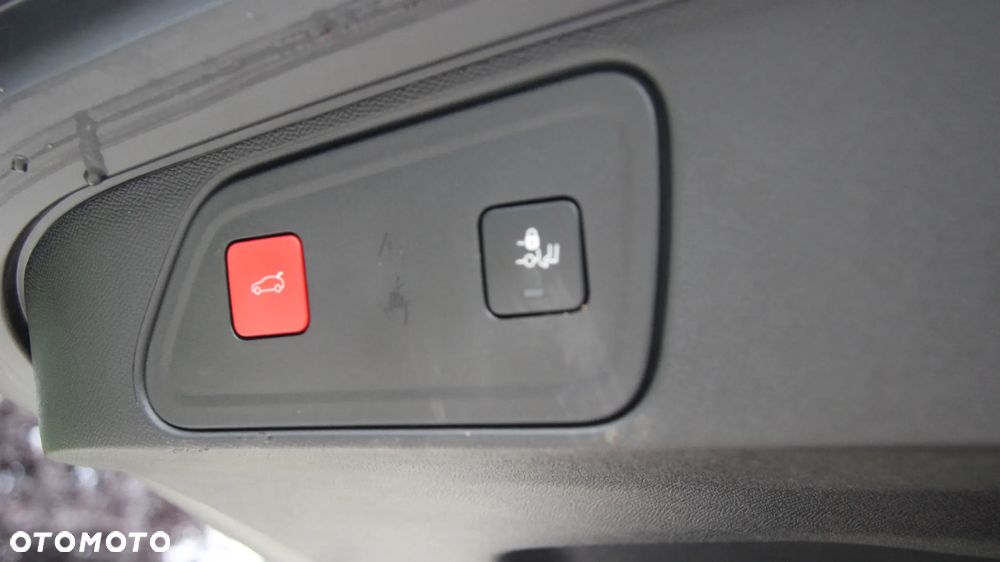 Peugeot 3008 1.6 PureTech GPF GT Line S&S EAT8 - 16