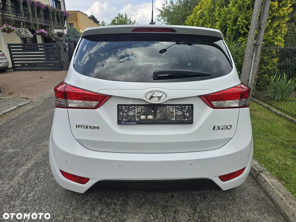 Hyundai ix20 1.4 blue Comfort - 10
