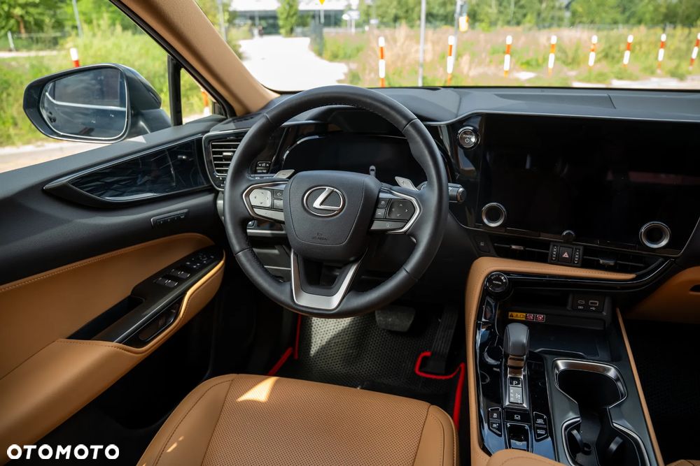 Lexus NX 450h+ Prestige AWD - 11