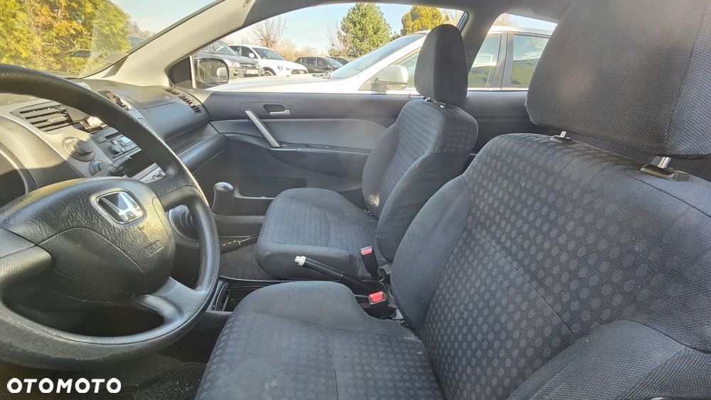 Honda Civic 1.6i LS - 10