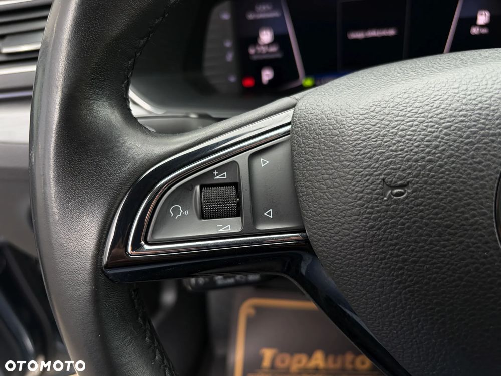 Skoda Superb 2.0 TDI DSG Sportline - 23