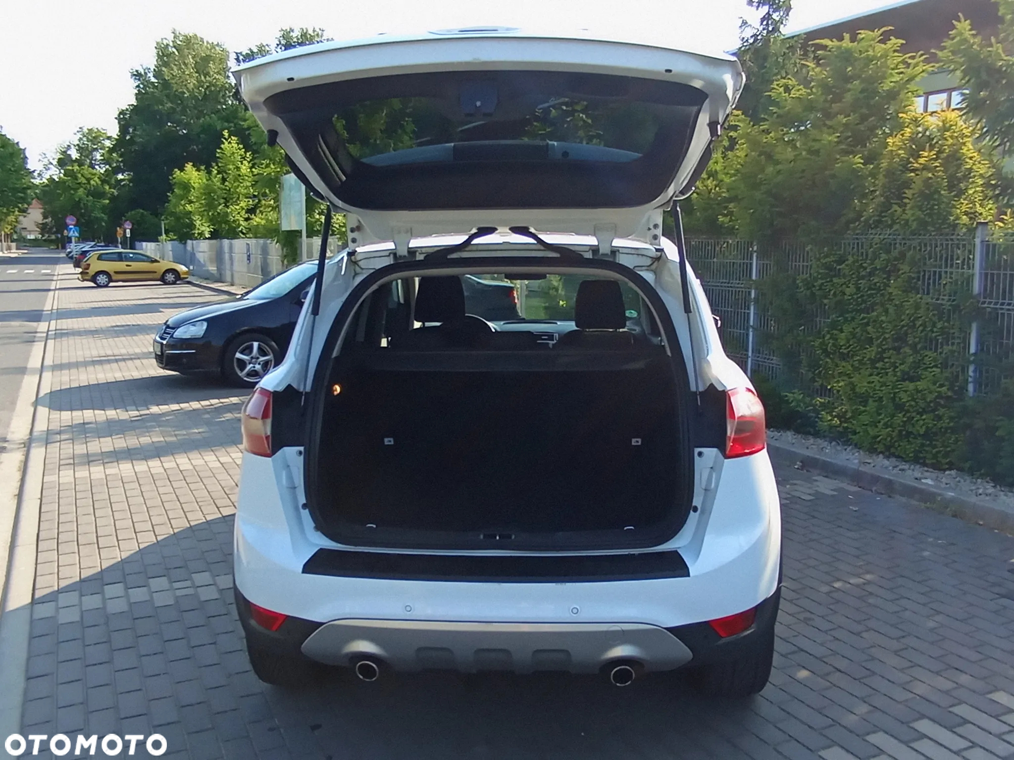 Ford Kuga 2.0 TDCi 2x4 Trend - 26