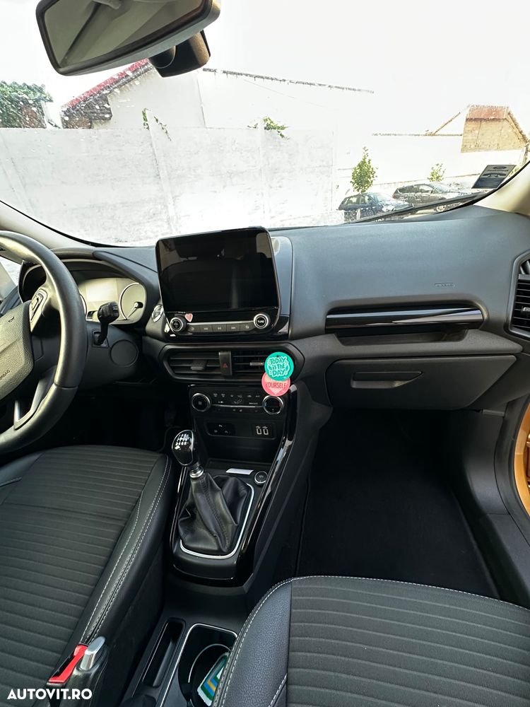 Ford EcoSport - 12