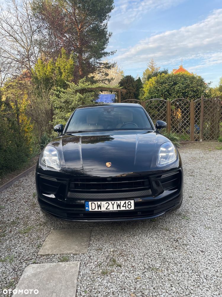 Porsche Macan T - 1