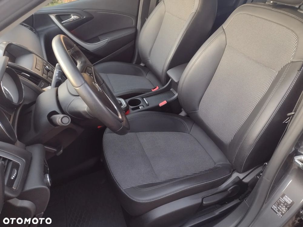 Opel Astra 1.4 Turbo Exklusiv - 19