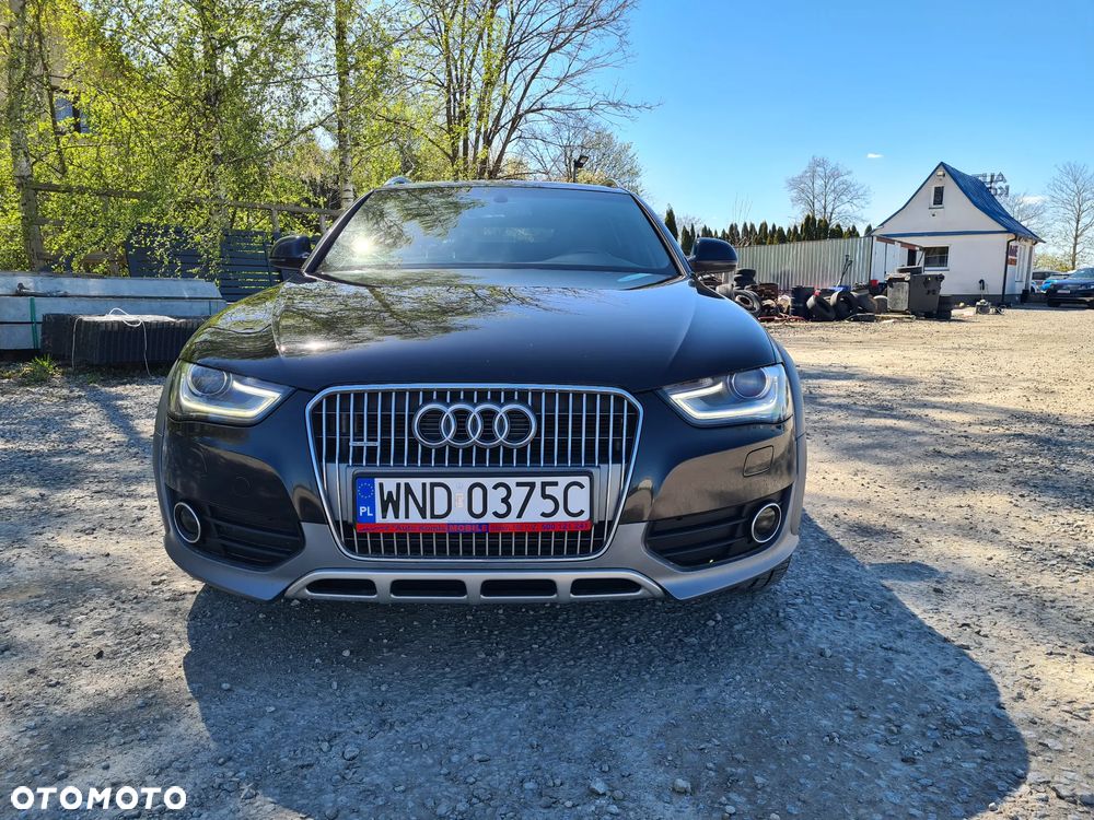 Audi A4 Allroad - 12