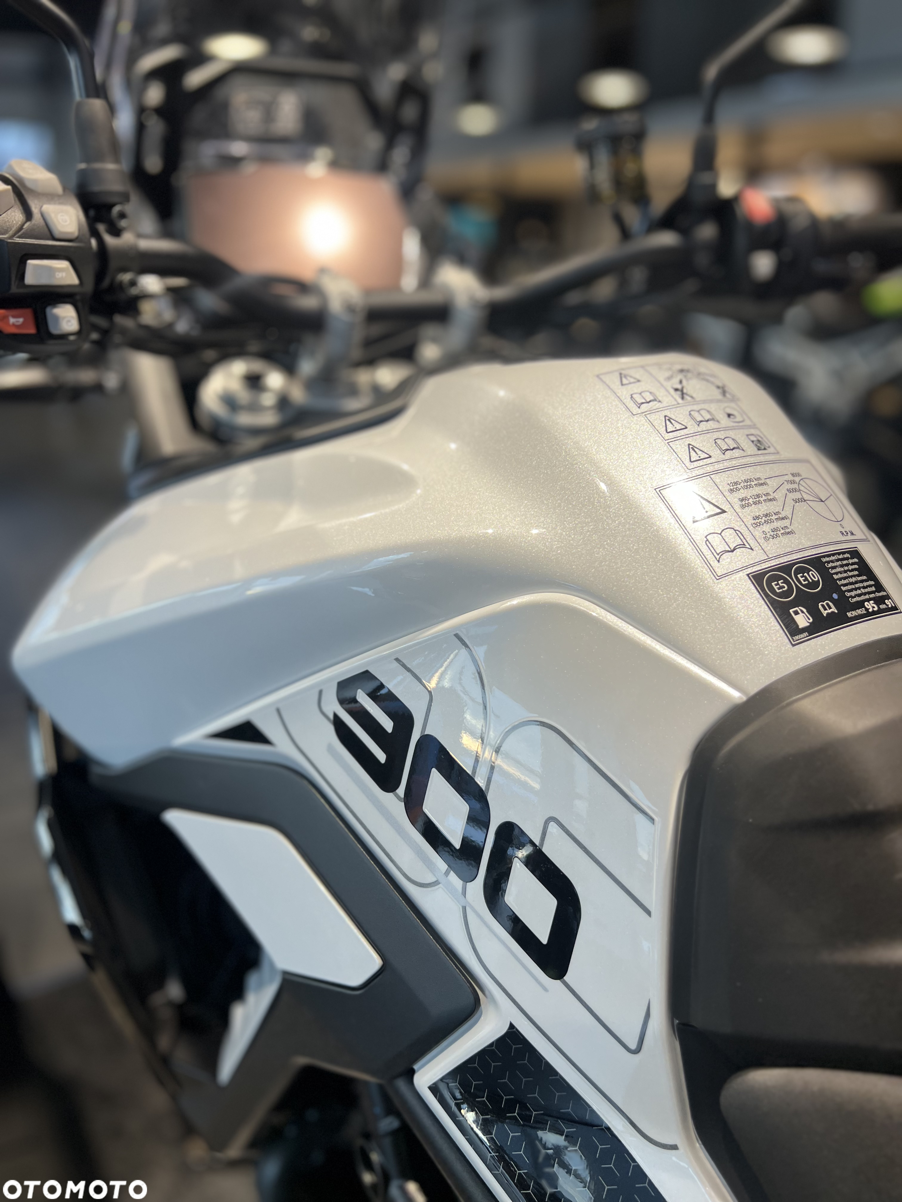 Triumph Tiger - 6