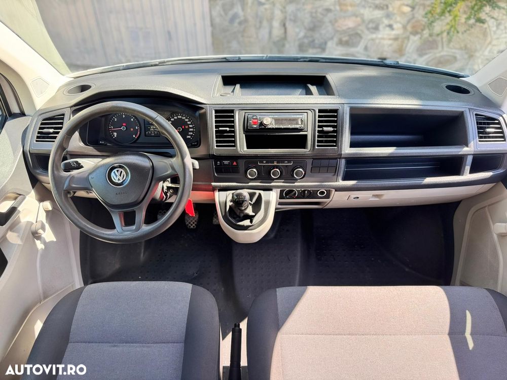 Volkswagen Transporter - 8