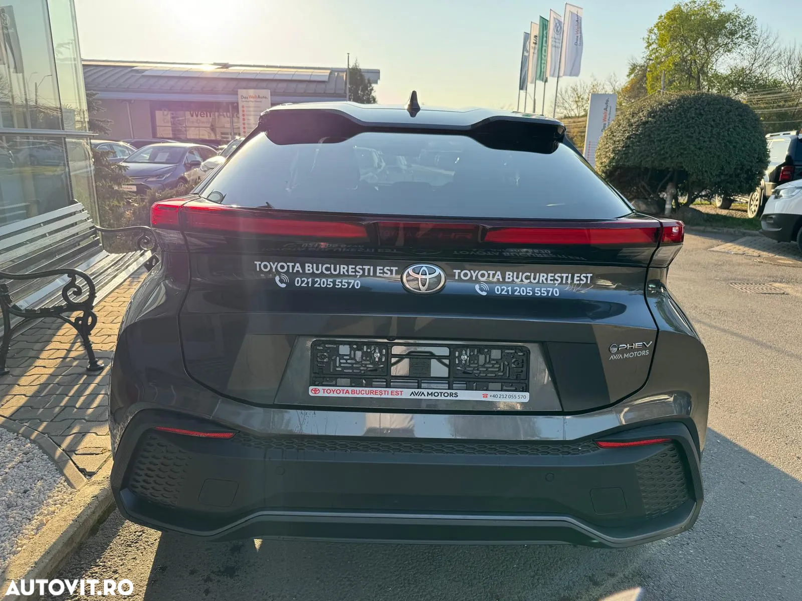 Toyota C-HR - 4