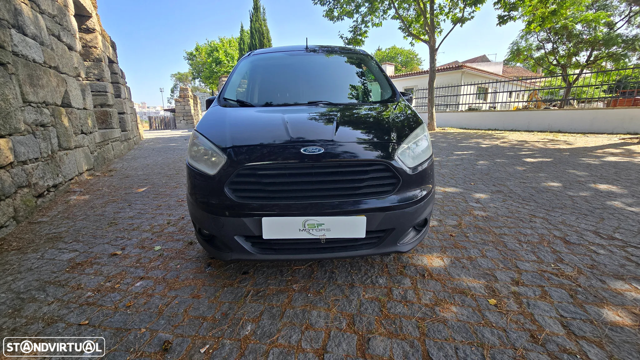 Ford Courier - 5